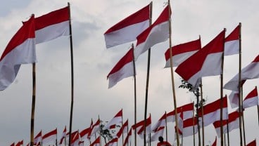 Jokowi Ajak Warga Saksikan Upacara Pengibaran Bendera 17 Agustus di Youtube dan Televisi