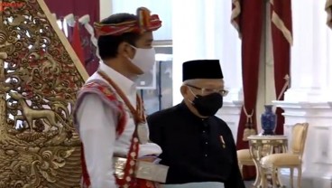 Jokowi Berbaju Adat Timor Tengah Selatan di HUT Ke-75 Kemerdekaan RI