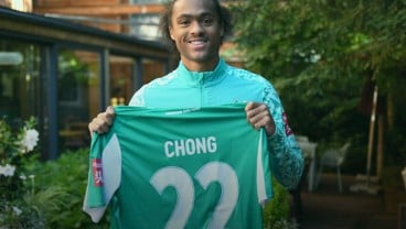 Manchester United Pinjamkan Tahith Chong ke Werder Bremen