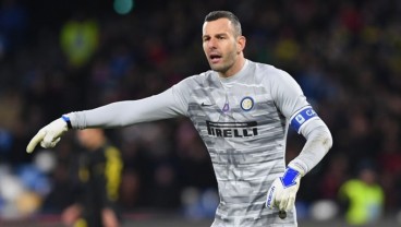 Prediksi Sevilla Vs Inter: Handanovic Berambisi Bawa Inter Juara