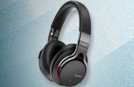 PELANTANG TELINGA :  Sony WH-1000XM4 Andalkan Fitur Peredam Kebisingan