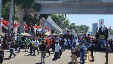 Demo Buruh Berakhir, Jalan Gatot Subroto Masih Ditutup