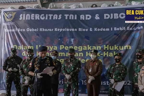 Sinergi Bea Cukai dan TNI AD Gagalkan Upaya Penyelundupan Tekstil Senilai Rp13,6 Miliar
