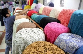 Produk Tekstil Asing Masuk Lewat Jalur Tikus Perburuk Industri Lokal