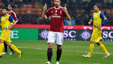 Ibrahimovic Pastikan Setahun Lagi Membela AC Milan