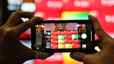 Akhir Sesi I, Sektor Finansial Terpukul, IHSG Tersungkur
