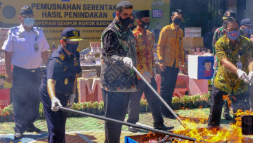 Komitmen Tekan Peredaran Rokok Ilegal, Bea Cukai Musnahkan Jutaan Batang Rokok Ilegal di Aceh dan Probolinggo