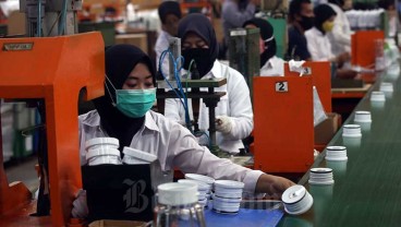 PMI Agustus Tembus 50,0, Pemangku Kepentingan Diminta Waspada