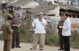 Kim Jong-un Inspeksi Wilayah Terdampak Topan Maysek