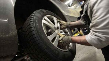 Cermat Pilih Mobil Bekas, Ini Tiga Langkah Periksa Kondisi Ban