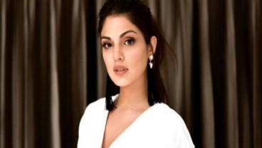 Aktris Bollywood Cantik Rhea Chakraborty Ditahan Atas Kasus Narkoba yang Menewaskan Sushant Singh