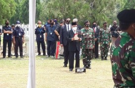 Jusuf Kalla Pimpin Upacara Pemakaman Jakob Oetama di TMP Kalibata