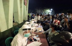 Risma Sebut 70 Persen Kasus Covid-19 di Surabaya dari Kalangan Anak Muda