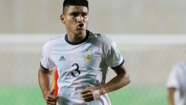 Hellas Verona Boyong Bek 18 Tahun dari Argentina