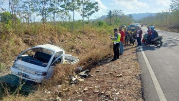 Tragis, Pick up masuk Parit, Sopir Tewas Terlempar Keluar