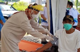 Danone-Aqua Salurkan Bantuan untuk Korban Banjir Bandang di Sukabumi