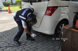 Mulai Januari 2021 Anies Wajibkan Uji Emisi Mobil dan Motor, Ini Sanksinya