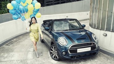 MINI Lucurkan Model Cabrio Sidewalk Atap Terbuka