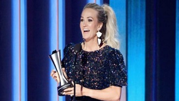 Wow, Carrie Underwood Pakai Perhiasan Asal Indonesia di Academy of Country Music Awards 2020