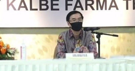 Presiden Direktur PT Kalbe Farma Tbk. Vidjongtius dalam rapat umum pemegang saham 2019 di Jakarta, Senin (18/5/2020). /Kalbe