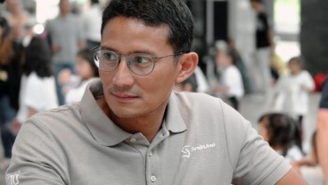 Sandiaga Resmi Raih Gelar Doktor Manajemen dari UPH