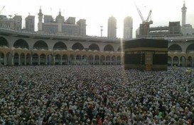Pagi Ini Ibadah Umrah Kembali Dimulai di Mekah, Begini Protokolnya