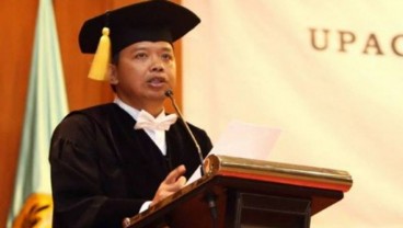 Guru Besar Unpad: Tak Ada Resesi Ekonomi, bila Covid-19 Ditangani Tuntas