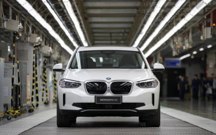 Mobil Listrik BMW iX3 Diproduksi di China, Kapan Masuk Indonesia?