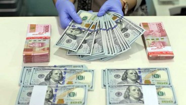 Berkat Omnibus Law, Rupiah Kembali ke Level Rp14.600
