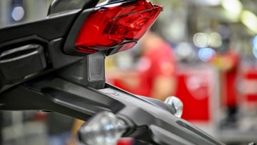 Dipasangi Radar, Ducati Multistrada V4 Bisa Rem dan Ngegas Otomatis