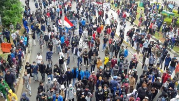 Demo Tolak UU Cipta Kerja di Jogja Ricuh hingga ke Malioboro