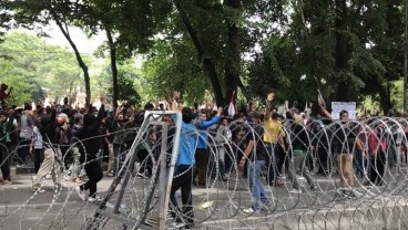 Demo UU Cipta Kerja Rusuh, Polisi Medan Amankan 60-an Demonstran