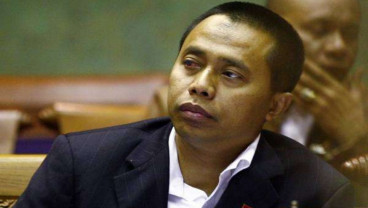 UU Cipta Kerja : Dradjad Wibowo Sebut DPR Sahkan Kertas Kosong