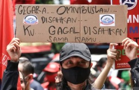 Demo 212 UU Cipta Kerja: Sejak Malam Polisi Tutup Jalan Medan Merdeka Barat
