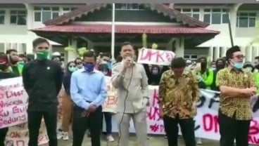 Viral Demonstran UU Cipta Kerja Soraki Ketua DPRD Paser Tak Hafal Pancasila