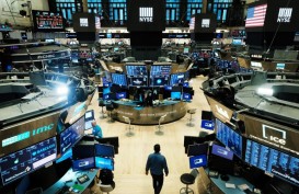 Emiten Perbankan Jeblok, Wall Street Bergerak Galau