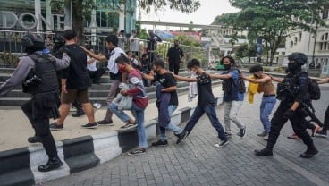 1.548 Pelajar Ditangkap karena Demo UU Cipta Kerja, Anies: Jangan Dihukum