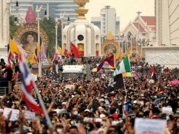 Demo Ricuh, PM Thailand Serukan Tindakan Tegas terhadap Demonstran