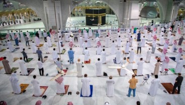 Masjidil Haram Kembali Dibuka untuk Umum Hari Ini, Masih Terbatas