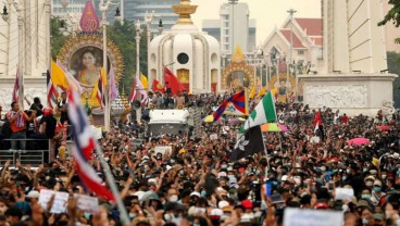 Demo Bergejolak, Parlemen Thailand Panggil PM Prayut 