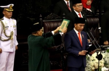 1 Tahun Jokowi-Ma'ruf: Realisasi Janji Transformasi Ekonomi Terganjal?
