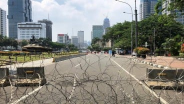 Aparat Siaga, Begini Situasi di Patung Kuda Jelang BEM Demo UU Cipta Kerja