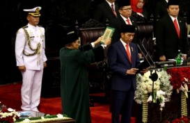 Setahun Jokowi-Ma'ruf: Fraksi Koalisi di DPR Dominan, Pengawasan Lemah 
