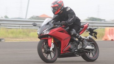 Gelar Demo Motor CBR250RR SP, MPM Libatkan 8 Komunitas