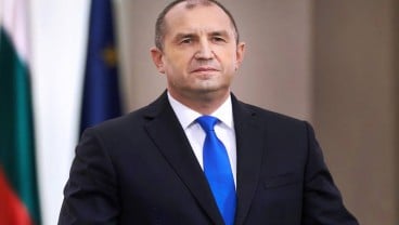 Presiden Bulgaria Rumen Dikarantina