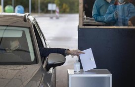 Pemungutan Suara di Lithuania Pakai Metode Drive-in untuk Pemilih Ini