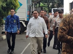 1 Tahun Jokowi-Ma’ruf Amin, Fadli Zon Soroti Warisan Utang hingga Omnibus Law