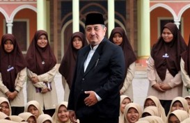 Kenang Mendiang KH Abdullah Syukri Zarkasyi, SBY: Sahabat Saya