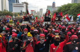 Kunker ke Daerah dan Tinggalkan Pendemo di Jakarta, Jokowi Dikritik