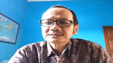 Lulusan Perguruan Tinggi Dituntut Berkompetensi di Bursa Kerja